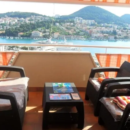 Anela With Large Common Tarrace And Beautiful Sea View Dubrovnik