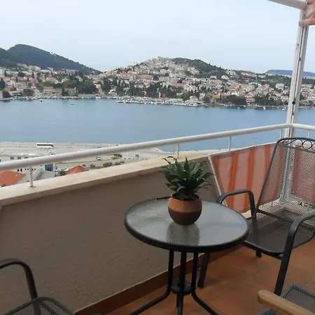 Anela With Large Common Tarrace And Beautiful Sea View 3*