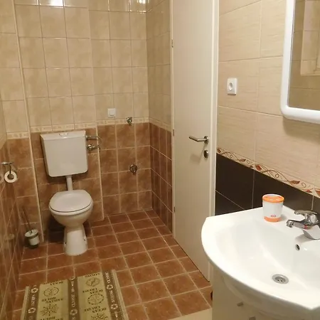 Guest house Anela With Large Common Tarrace And Beautiful Sea View