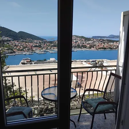 Anela With Large Common Tarrace And Beautiful Sea View Guest house