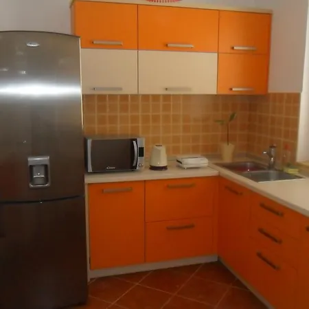 Affittacamere Anela With Large Common Tarrace And Beautiful Sea View 3*