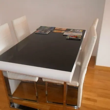 Anela With Large Common Tarrace And Beautiful Sea View Affittacamere 3*