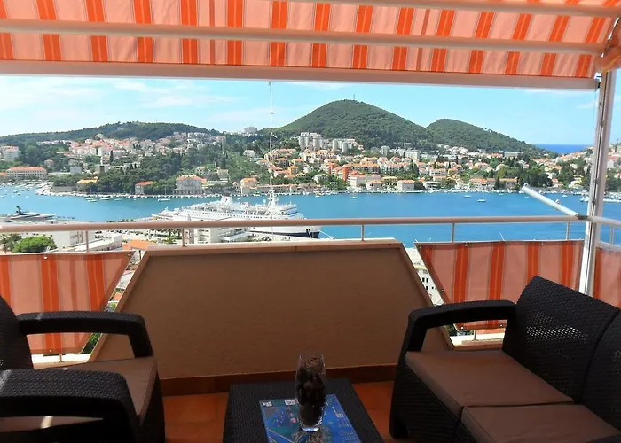 Apartment Anela With Large Private Tarrace And Beautiful Sea View