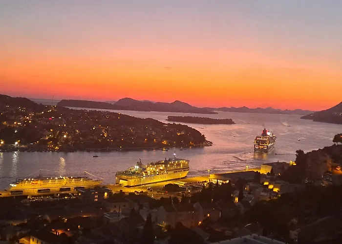 Apartment Anela With Large Private Tarrace And Beautiful Sea View 公寓 *